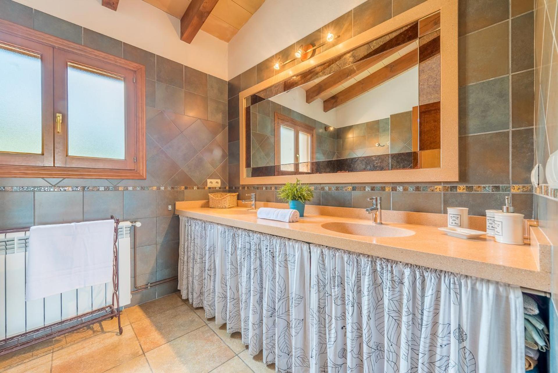 Ses Oliveres By Mallorca House Rent * Son Carrio (Llevant)